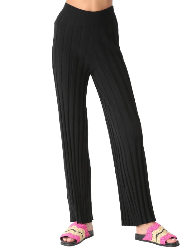 Unwind with Weekend Discounts Carmel Ribbed Knit Pant In Onyx