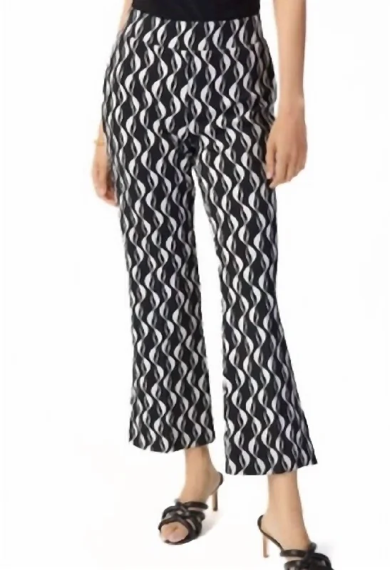Hurry Up Geometric Print In Black