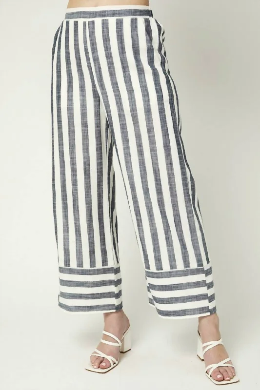Weekend Savings Fiesta The Good Life Stripe Pant In Navy/white