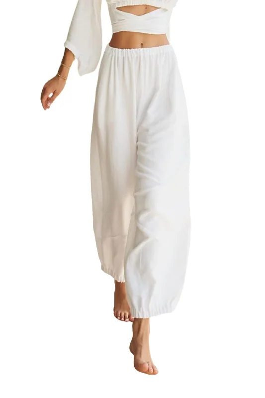 Mega Deal Malibu Lounger Pants In White
