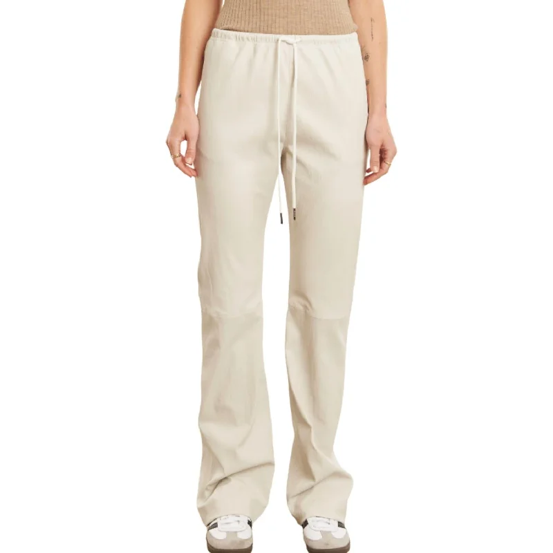 Today's Deal Women's Leather Drawstring Jogger In Chalk
