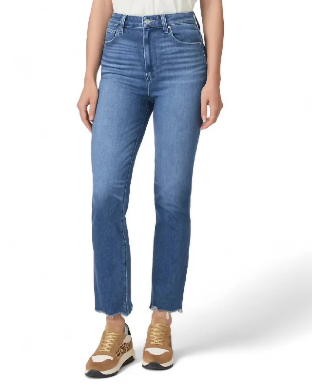 Weekend Offers That Please Cindy Jean In Stardom W/ Famous Hem