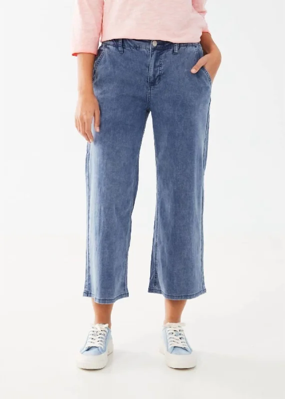 Deal Alert Pull-On Wide Leg Crop Jeans In Med Wash