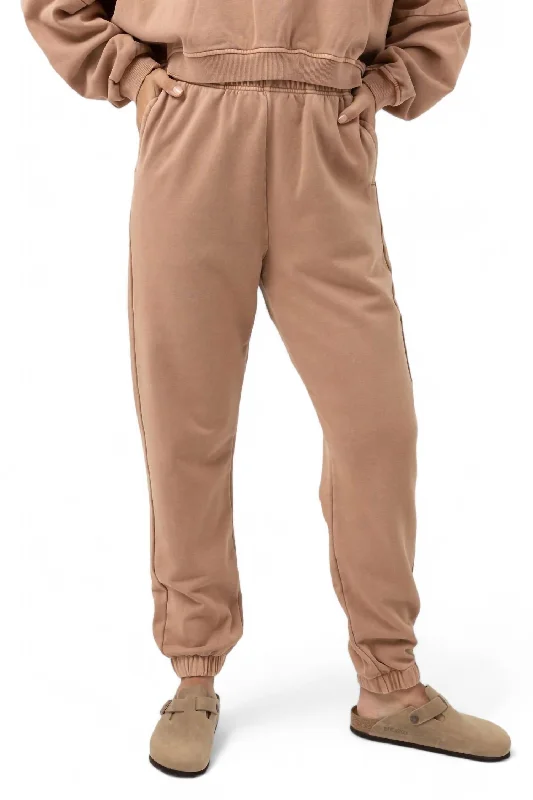 Savings Bonanza Stacked Track Pant In Caramel