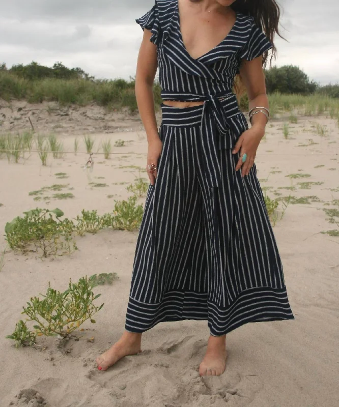Take Advantage Nikola Wide Leg Pants In Black