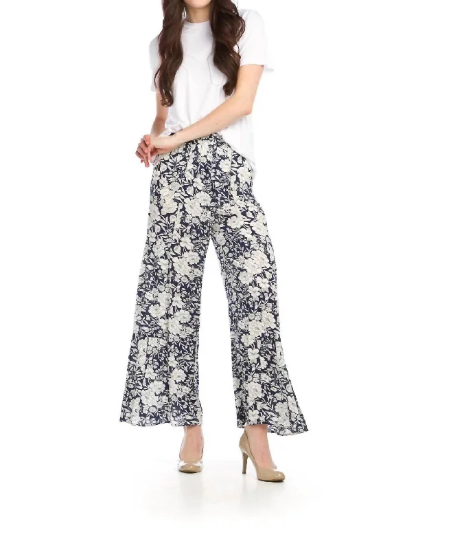 Weekend Savings Sensation Sonya Wide Leg Pants In Black