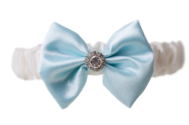 Weekend Deals That Dazzle The Blue Evelyn Garter