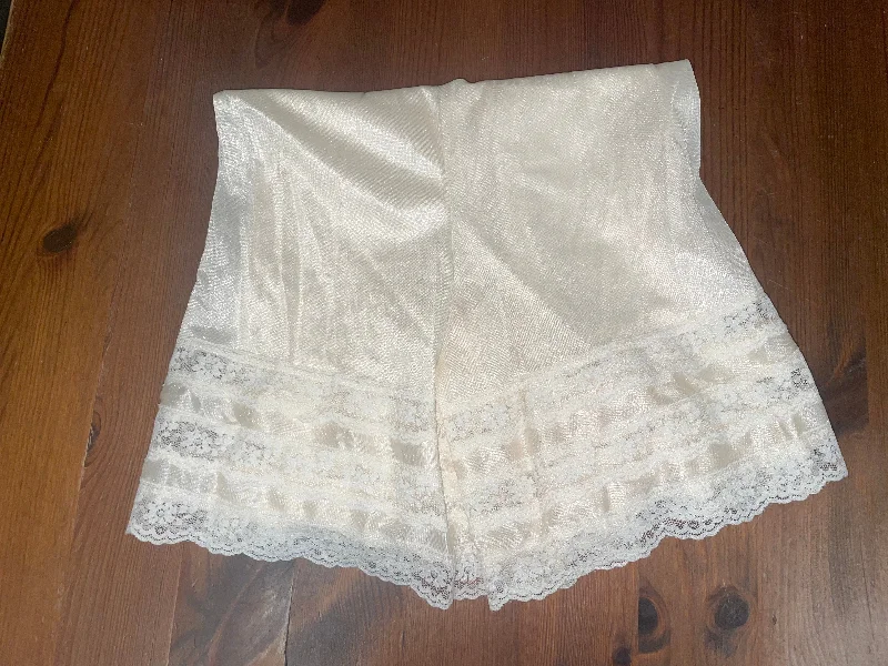 Extra Discount BT 3346N PETTIPANTS