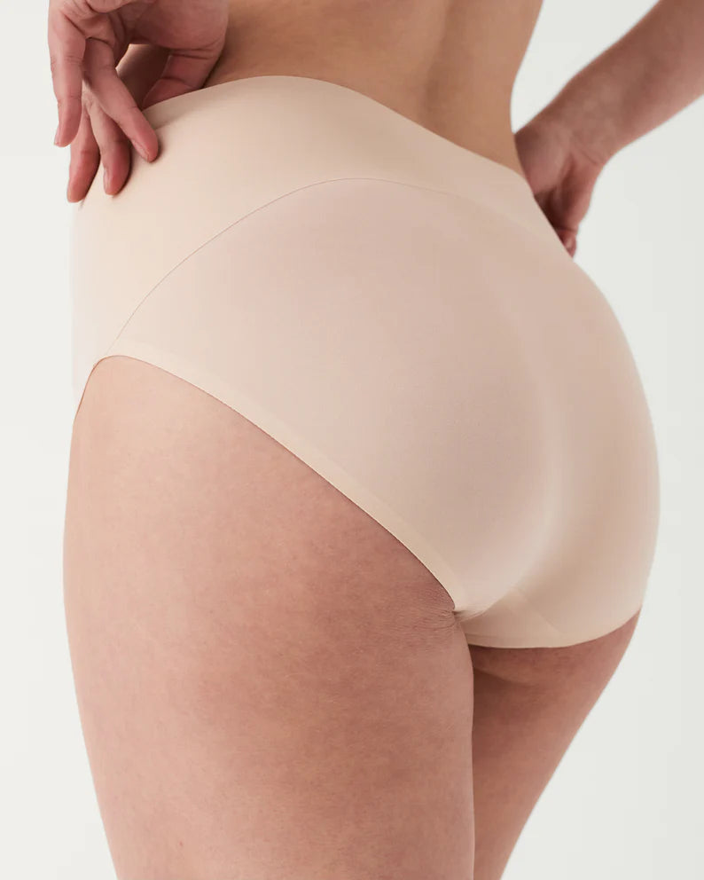 Special Buy SPANX SP0215 UNDIE-TECTABLE SMOOTHING BRIEF